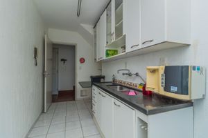 Image 17 - 251502