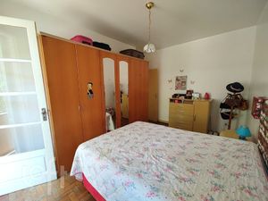 Image 24 - 251509