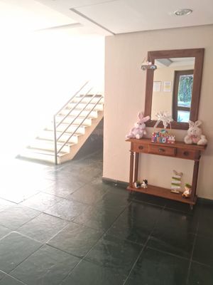 Image 21 - 251628