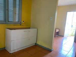 Image 7 - 251681