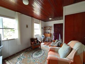Image 3 - 251742
