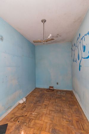 Image 32 - 251767
