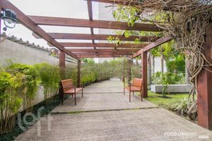 Image 33 - 251846