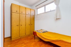 Image 33 - 252031