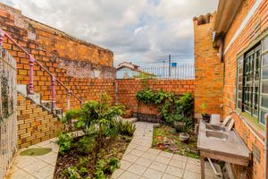 Image 24 - 252041