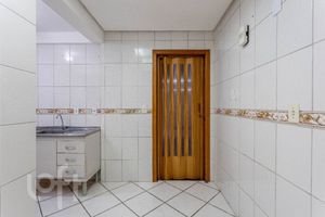 Image 30 - 252119