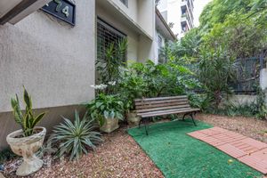 Image 6 - 252119