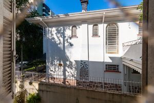 Image 17 - 252304