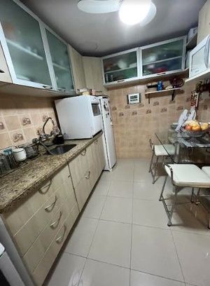 Image 8 - 252699