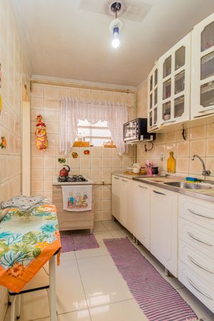 Image 13 - 252843