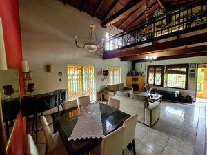 Image 3 - 252844
