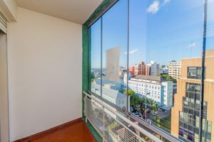 Image 19 - 253018