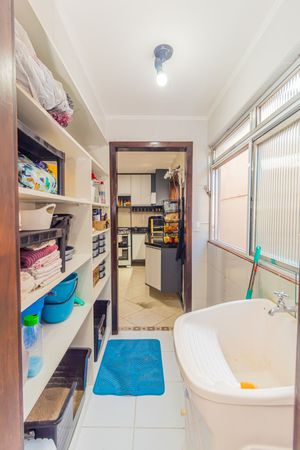 Image 32 - 253214