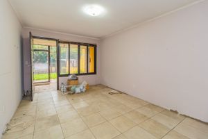 Image 4 - 253241