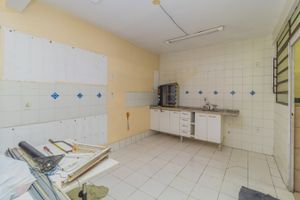 Image 18 - 253241