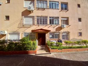 Image 15 - 253433