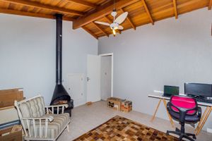 Image 32 - 253640