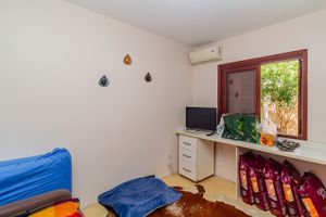 Image 11 - 253697