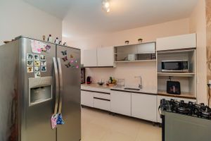 Image 33 - 253697