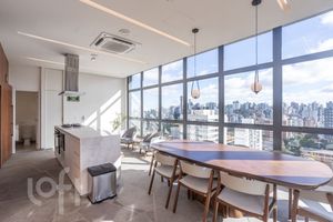 Image 1 - 253947