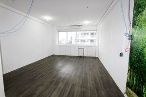 Image 4 - 253989