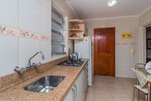 Image 14 - 254283