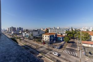 Image 27 - 254301