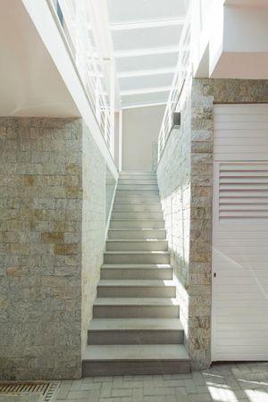 Image 23 - 254345