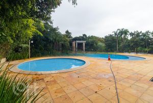 Image 33 - 255069