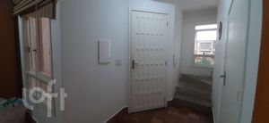 Image 20 - 255252