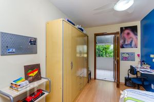 Image 33 - 255353
