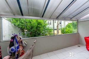 Image 24 - 255353