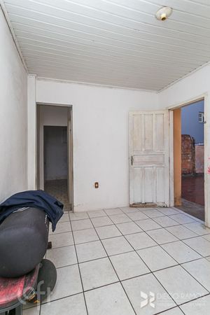 Image 19 - 255549