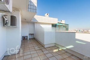 Image 1 - 255567