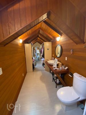 Image 21 - 255756