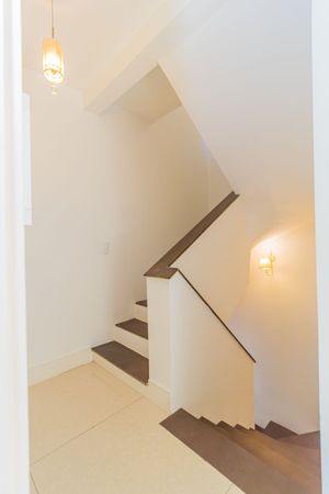 Image 61 - 255786