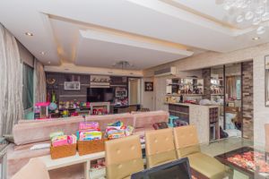 Image 4 - 2559