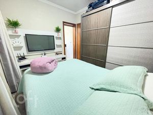 Image 18 - 255902