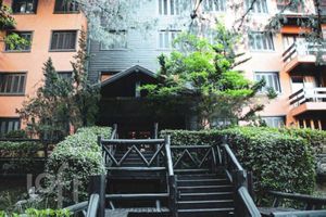 Image 8 - 256085