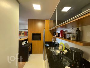 Image 3 - 256101