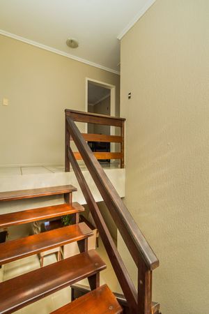 Image 16 - 256176