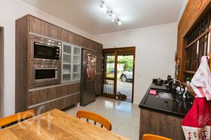 Image 4 - 256214