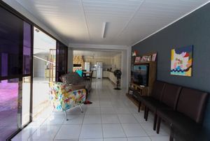 Image 2 - 256259