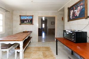 Image 23 - 256263