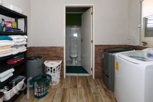 Image 31 - 256263