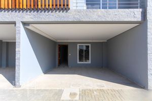 Image 35 - 256297