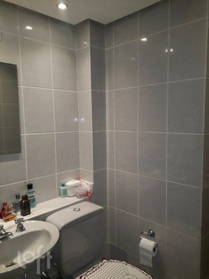 Image 11 - 256321