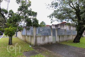 Image 32 - 256330