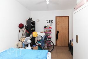 Image 4 - 256373