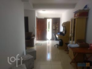 Image 4 - 256385